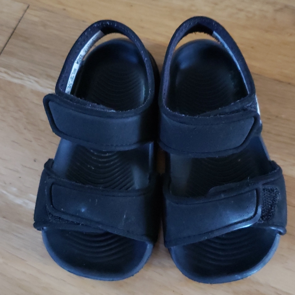 Baby Adidas sandals size 5